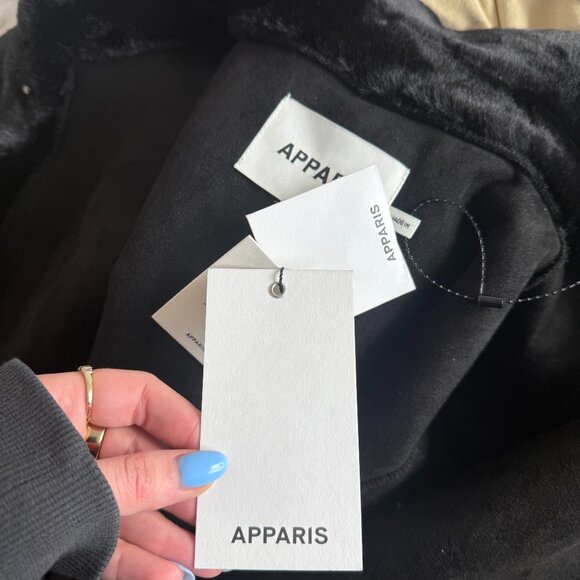 NWT Apparis Miller Short Coat Faux Fur Black Sz Medium Notch Collar Long Sleeves - Picture 3 of 12